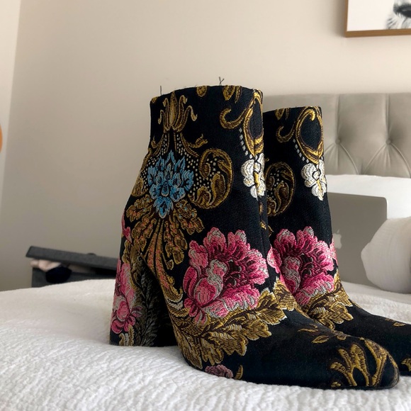 Shellys London Shoes - Embroidered Booties